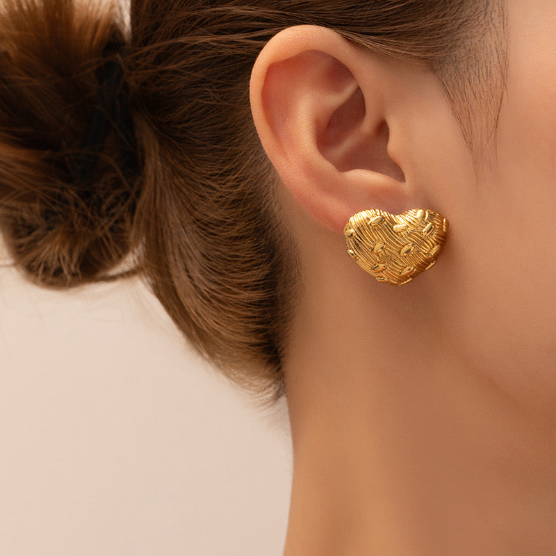 Plaid heart earrings