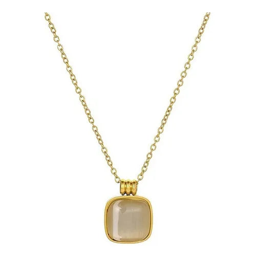 Square pendant necklace